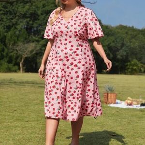 Plus Floral Print ButterflySleeve A-line Dress